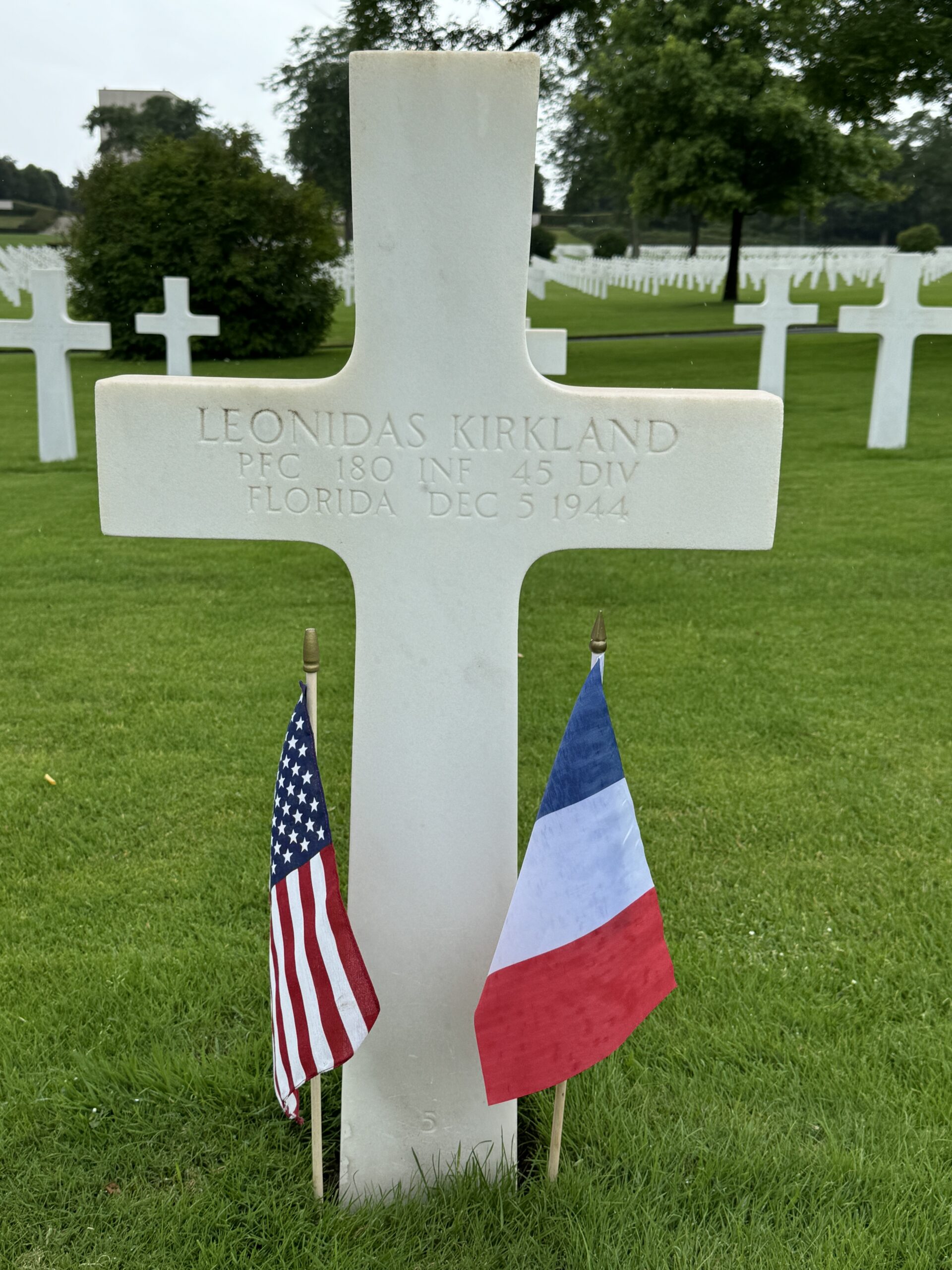 Kirkland's Headstone at Lorraine