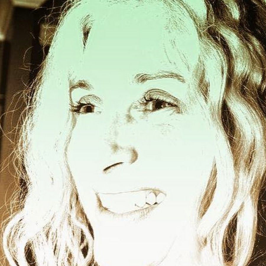 Charlotte Trinquet du Lys