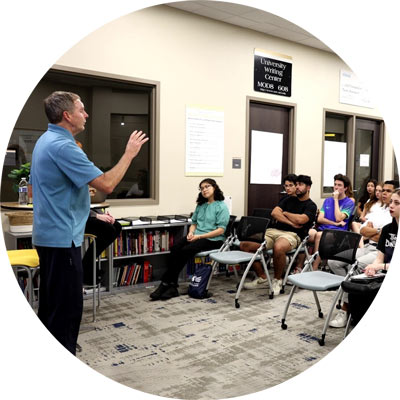 Professor Jewett speaks to UCF students